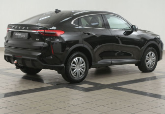 Подержанный автомобиль Haval F7x 2023 года (4 фото)