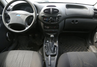 Подержанный автомобиль LADA (ВАЗ) Kalina Wagon 2012 года (12 фото)