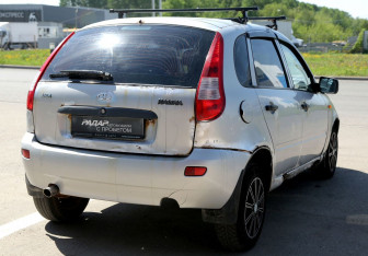 Подержанный автомобиль LADA (ВАЗ) Kalina Hatchback 2011 года (6 фото)