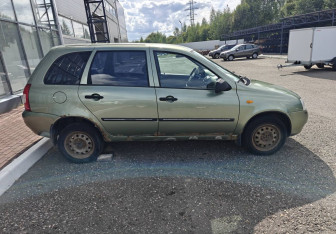 Подержанный автомобиль LADA (ВАЗ) Kalina Wagon 2011 года (8 фото)