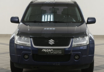 Подержанный автомобиль Suzuki Grand Vitara 2007 года (6 фото)