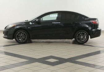 Подержанный автомобиль Mazda 3 Sedan 2012 года (7 фото)