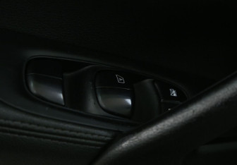 Подержанный автомобиль Nissan Qashqai 2014 года (18 фото)