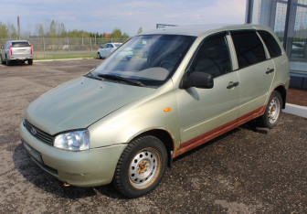 Подержанный автомобиль LADA (ВАЗ) Kalina Wagon 2011 года (3 фото)