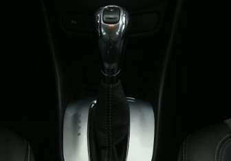 Подержанный автомобиль Opel Mokka 2013 года (15 фото)