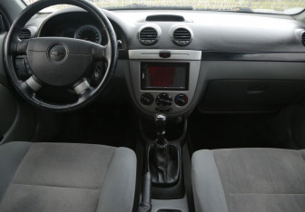 Подержанный автомобиль Chevrolet Lacetti Hatchback 2007 года (12 фото)