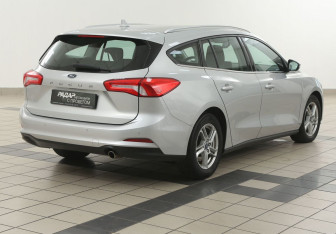 Подержанный автомобиль Ford Focus Wagon 2019 года (4 фото)