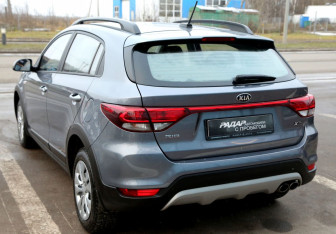 Подержанный автомобиль Kia Rio Hatchback 2020 года (4 фото)