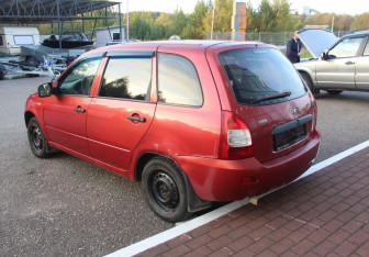 Подержанный автомобиль LADA (ВАЗ) Kalina Wagon 2010 года (5 фото)