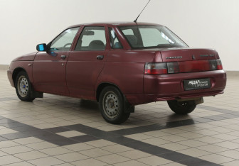 Подержанный автомобиль LADA (ВАЗ) 2110 2004 года (2 фото)