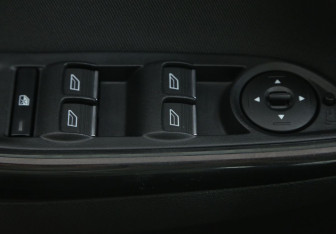 Подержанный автомобиль Ford Focus Hatchback 2017 года (17 фото)