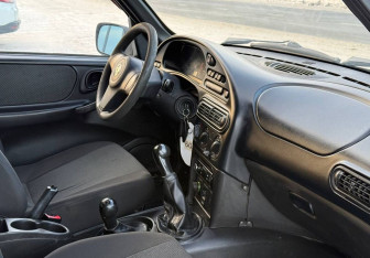 Подержанный автомобиль Chevrolet Niva 2011 года (9 фото)