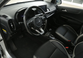 Подержанный автомобиль Kia Morning 2019 года (11 фото)