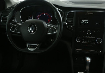 Подержанный автомобиль Renault Megane Wagon 2019 года (14 фото)