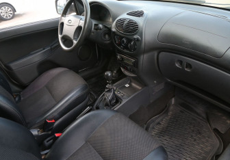 Подержанный автомобиль LADA (ВАЗ) Kalina Wagon 2011 года (9 фото)