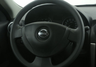 Подержанный автомобиль Nissan Almera Sedan 2018 года (16 фото)