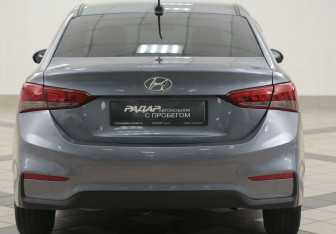 Подержанный автомобиль Hyundai Solaris Sedan 2019 года (3 фото)