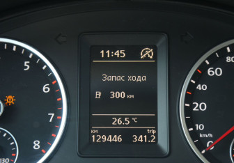 Подержанный автомобиль Volkswagen Tiguan 2012 года (19 фото)