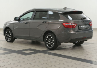 Подержанный автомобиль LADA (ВАЗ) Vesta Wagon 2022 года (2 фото)