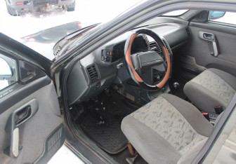 Подержанный автомобиль LADA (ВАЗ) 2112 2006 года (13 фото)