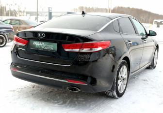 Подержанный автомобиль Kia Optima Sedan 2016 года (6 фото)