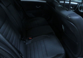 Подержанный автомобиль Renault Laguna Wagon 2008 года (7 фото)