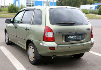 Подержанный автомобиль LADA (ВАЗ) Kalina Wagon 2010 года (4 фото)