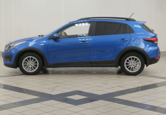 Подержанный автомобиль Kia Rio Hatchback 2018 года (7 фото)