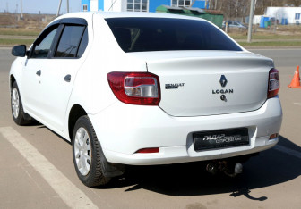 Подержанный автомобиль Renault Logan Sedan 2019 года (4 фото)