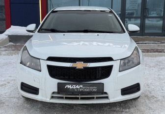 Подержанный автомобиль Chevrolet Cruze Sedan 2011 года (2 фото)