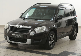 Подержанный автомобиль Skoda Yeti 2010 года (8 фото)