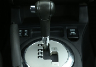 Подержанный автомобиль Mitsubishi Galant Sedan 2006 года (15 фото)