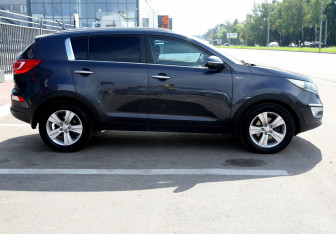 Подержанный автомобиль Kia Sportage 2012 года (7 фото)