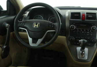 Подержанный автомобиль Honda CR-V 2009 года (14 фото)