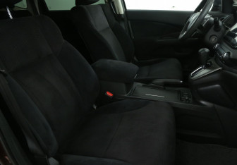 Подержанный автомобиль Honda CR-V 2013 года (10 фото)