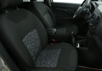 Подержанный автомобиль LADA (ВАЗ) XRAY 2018 года (10 фото)