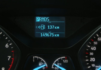 Подержанный автомобиль Ford Kuga 2017 года (18 фото)