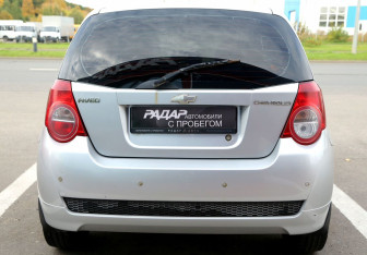 Подержанный автомобиль Chevrolet Aveo Hatchback 2011 года (5 фото)