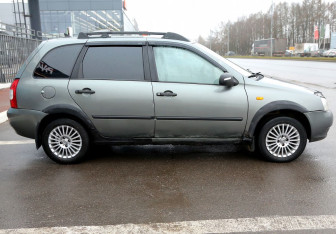 Подержанный автомобиль LADA (ВАЗ) Kalina Wagon 2008 года (7 фото)