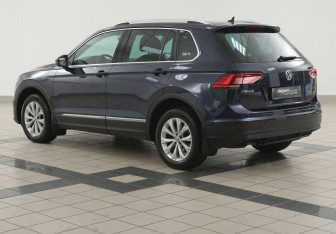 Подержанный автомобиль Volkswagen Tiguan 2017 года (2 фото)