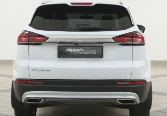 Подержанный автомобиль Geely Atlas Pro 2024 года (3 фото)