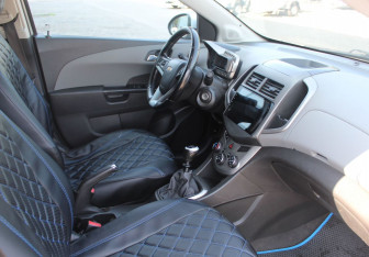 Подержанный автомобиль Chevrolet Aveo Sedan 2012 года (9 фото)