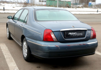 Подержанный автомобиль Rover 75 Sedan 2000 года (4 фото)