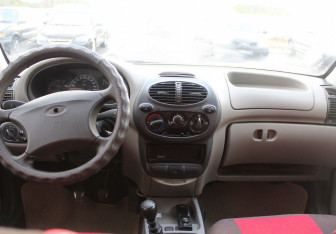 Подержанный автомобиль LADA (ВАЗ) Kalina Wagon 2011 года (13 фото)