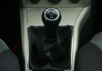 Подержанный автомобиль Opel Astra Hatchback 2008 года (13 фото)