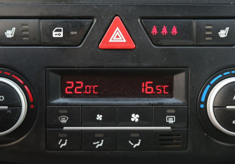 Подержанный автомобиль Kia Ceed Hatchback 2010 года (16 фото)