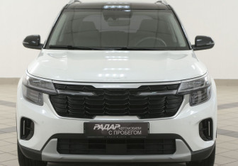 Подержанный автомобиль Kia Seltos 2024 года (6 фото)