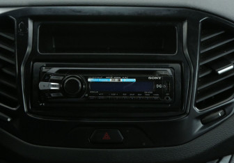 Подержанный автомобиль LADA (ВАЗ) Vesta Sedan 2018 года (13 фото)