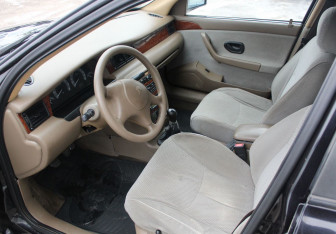 Подержанный автомобиль Iran Khodro Samand 2007 года (10 фото)