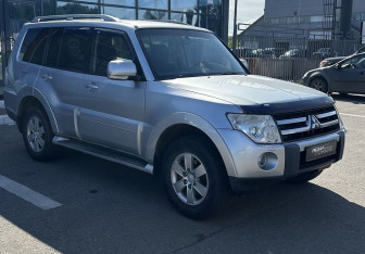 Подержанный автомобиль Mitsubishi Pajero 2008 года (1 фото)